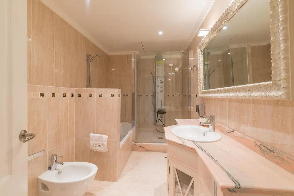 Urbanliving Villa Teresa Fuengirola 0*,